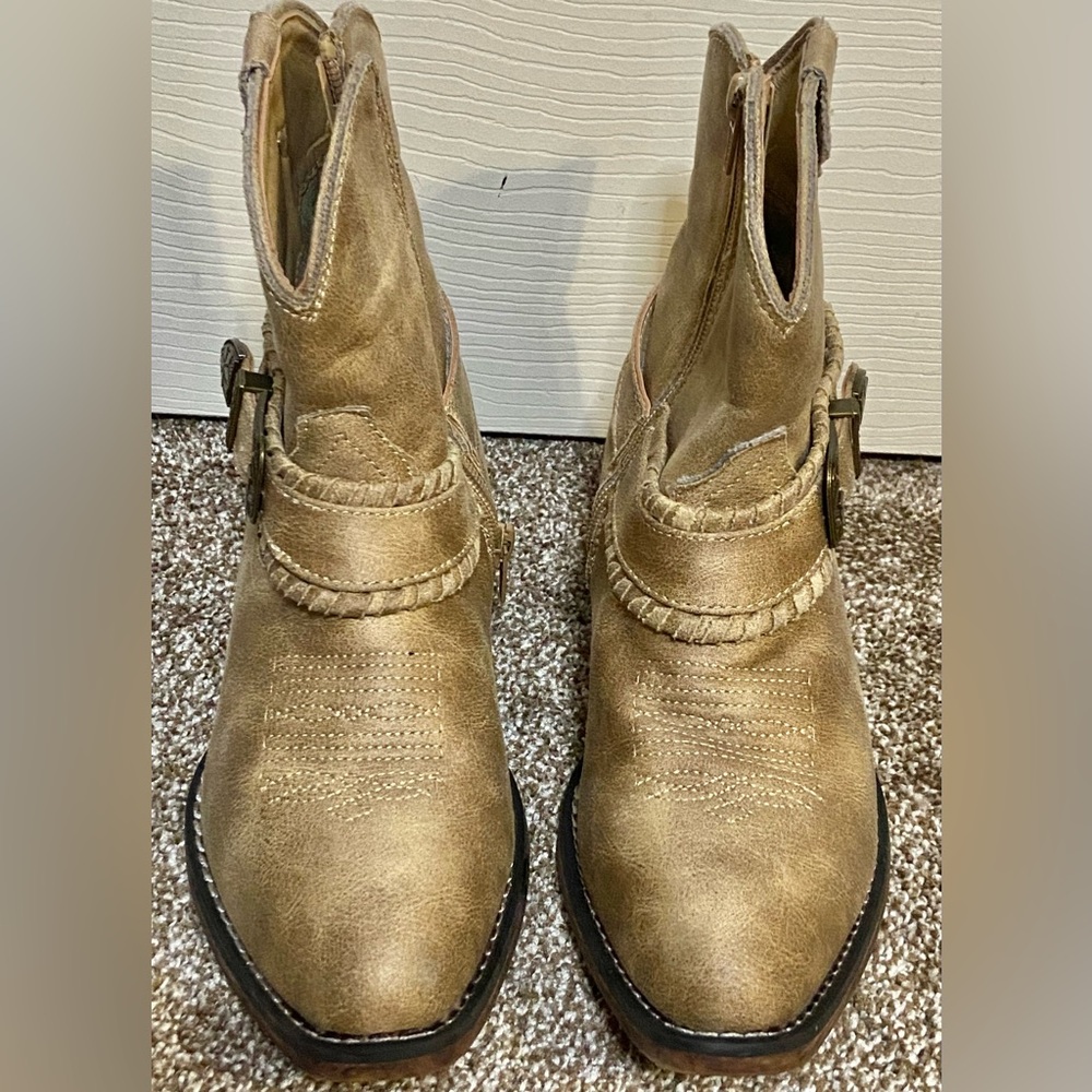 Roper Nelly Western Boots Women’s Sz 7 Beige Tan Buckle Mid Bootie Cowboy Shoes - Picture 3 of 8
